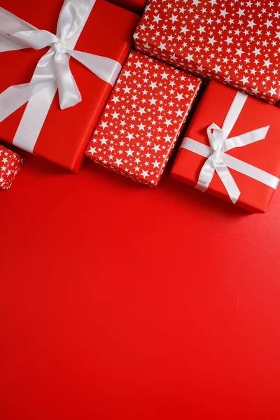 Online Shopping China Single Day Sale Concept Red Gift Boxes — Stock Photo, Image