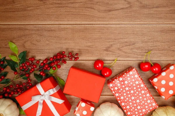 Hermoso Fondo Caja Regalo Roja Accesorios Para Fondo Navideño Navideño —  Fotos de Stock