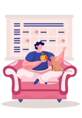 Bir adam kanepede oturuyor ve evde elma yiyor. Adam evde kedisiyle dinleniyor.