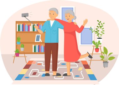 Selfie çubuğu olan aile, evde fotoğraf için poz veren monopod. Yaşlı çift evde selfie çekiyor.