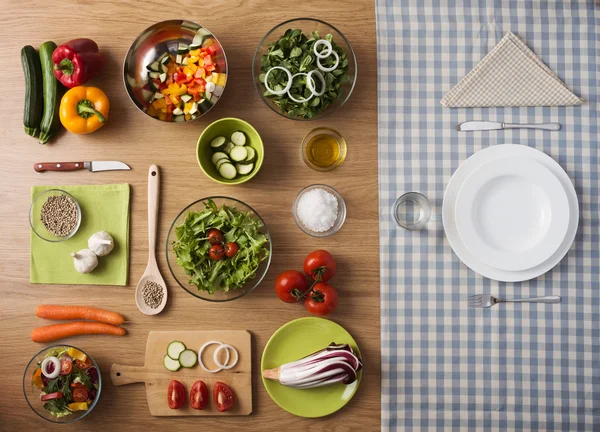 Gesunde vegetarische Mahlzeit — Stockfoto