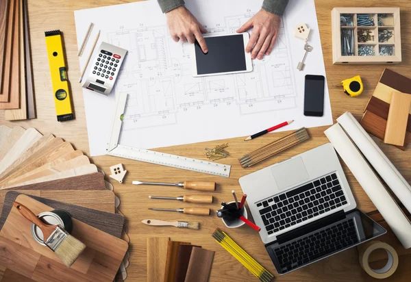 Mesa do engenheiro de construção — Fotografia de Stock