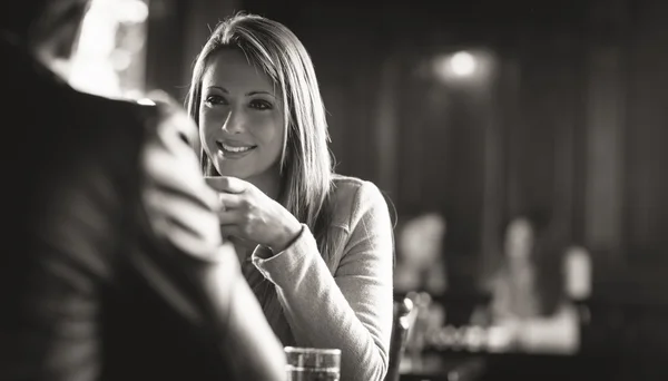 Встреча в баре Стоковое Изображение