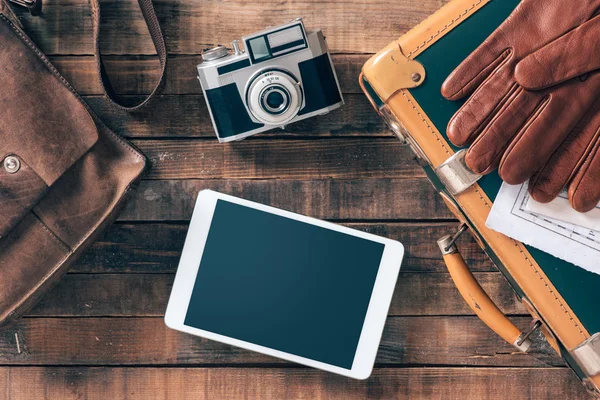 Vintage traveler packning — Stockfoto