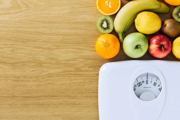 Comida saludable y concepto de pérdida de peso — Foto de Stock