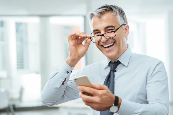 Geschäftsmann mit Sehproblemen Stockfoto