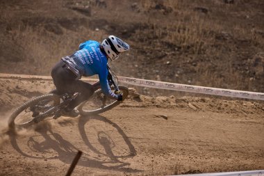 American Series MTB DHI Lima, Amancay 'da doğal iniş pistinde hızlı hareket