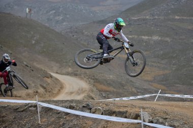 American Series MTB DHI Lima, Amancay 'da doğal iniş pistinde hızlı hareket