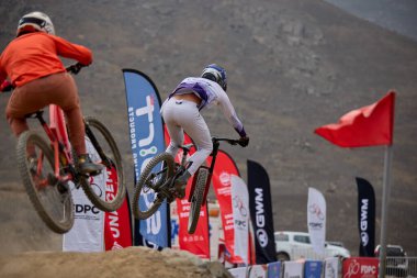 American Series MTB DHI Lima, Amancay 'da doğal iniş pistinde hızlı hareket