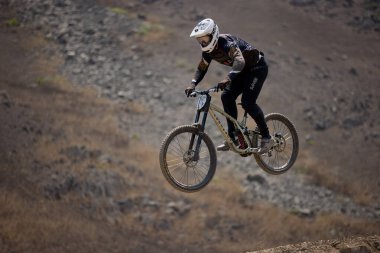 American Series MTB DHI Lima, Amancay 'da doğal iniş pistinde hızlı hareket