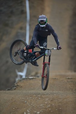 American Series MTB DHI Lima, Amancay 'da doğal iniş pistinde hızlı hareket