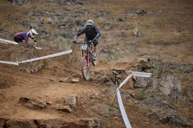 American Series MTB DHI Lima, Amancay 'da doğal iniş pistinde hızlı hareket