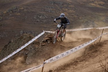 American Series MTB DHI Lima, Amancay 'da doğal iniş pistinde hızlı hareket