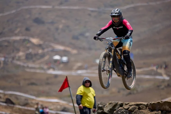 American Series MTB DHI Lima, Amancay 'da doğal iniş pistinde hızlı hareket