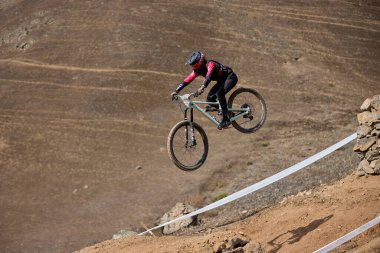 American Series MTB DHI Lima, Amancay 'da doğal iniş pistinde hızlı hareket
