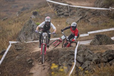 American Series MTB DHI Lima, Amancay 'da doğal iniş pistinde hızlı hareket