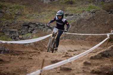 American Series MTB DHI Lima, Amancay 'da doğal iniş pistinde hızlı hareket