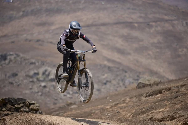 American Series MTB DHI Lima, Amancay 'da doğal iniş pistinde hızlı hareket