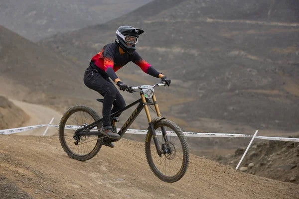 American Series MTB DHI Lima, Amancay 'da doğal iniş pistinde hızlı hareket