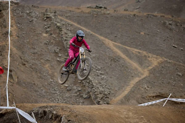 American Series MTB DHI Lima, Amancay 'da doğal iniş pistinde hızlı hareket