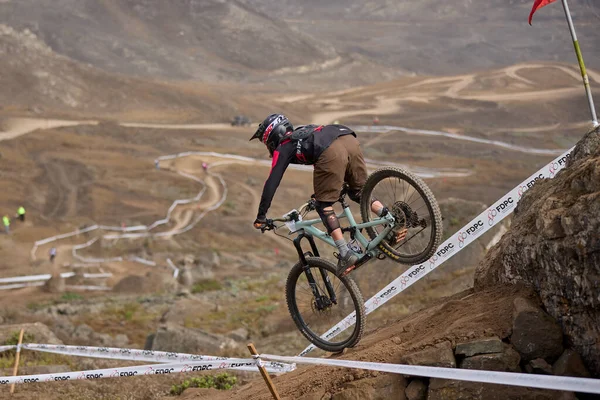 American Series MTB DHI Lima, Amancay 'da doğal iniş pistinde hızlı hareket