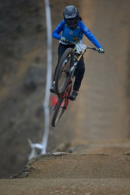 American Series MTB DHI Lima, Amancay 'da doğal iniş pistinde hızlı hareket