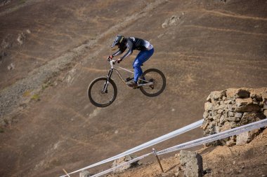 American Series MTB DHI Lima, Amancay 'da doğal iniş pistinde hızlı hareket
