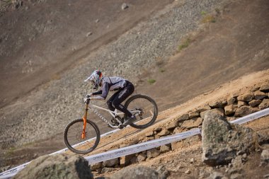 American Series MTB DHI Lima, Amancay 'da doğal iniş pistinde hızlı hareket
