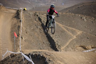 American Series MTB DHI Lima, Amancay 'da doğal iniş pistinde hızlı hareket