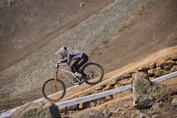 High-speed action on the natural downhill track at the American Series MTB DHI Lima, Amancay