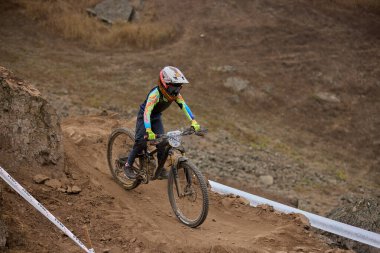 Geleceğin şampiyonu olacak. Amerikan Serisi MTB Lima pistinin her taşında hassasiyet ve cesaret var..