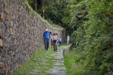 Machu Picchu 'nun' kardeş şehir 'i Choquequirao' ya gitmek kolay değil, ama her adım bizi nefes kesici manzaralara ve antik İnka tarihine yaklaştırıyor..