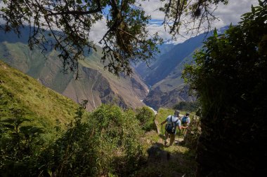Choquequirao, Peru 'nun And Dağları' nda modern Cachora kasabası yakınlarında yer alan bir arkeoloji alanıdır. Çoğunlukla Machu Picchu 'nun 