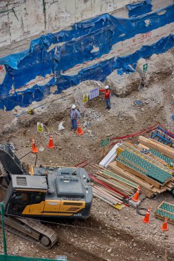 Hareketli takım çalışması, hassasiyet, yetenek ve koordinasyon yeni bir yapının temelini şekillendiriyor.