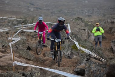 Copa Downhill 'deki doğal yokuş aşağı pistinde hızlı hareket.