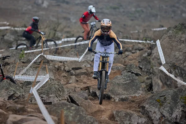 Copa Downhill 'deki doğal yokuş aşağı pistinde hızlı hareket.