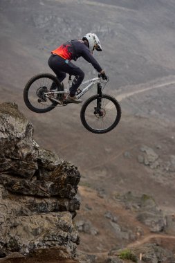 Copa Downhill 'deki doğal yokuş aşağı pistinde hızlı hareket.