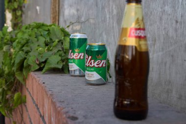 Miraflores 'de halka açık yerlerde alkol içmek yasaktır.