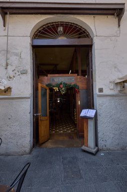 Lima şehir merkezindeki kaldırım taşı sokakları boyunca zamanda geri git. Plaza Belediye Başkanı 'nın ihtişamından asırlık manastırlarının gizli manastırlarına kadar tarihi merkez, Amerika' nın en zengin ve en güçlü valiliğinin hikayesini anlatıyor.
