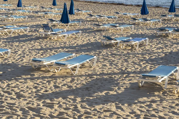 Порожній Пляж Сонцем Вишикувавшихся Парасолями Бенідормі Spain Travel Holiday Concept — стокове фото