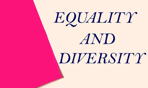 Eşitlik Çeşitlilik Terimi Arka Planda Hafif Bir Arkaplanda Yazılıdır Herkes — Stok fotoğraf