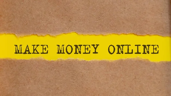 Κερδίστε Χρήματα Απευθείας Σύνδεση Γραμμένο Κάτω Σχισμένο Χαρτί Στο Κίτρινο — Φωτογραφία Αρχείου