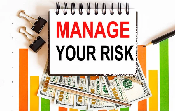 Напис Manage Your Risk Блокноті Концепція Планування Офісними Інструментами Діаграма — стокове фото