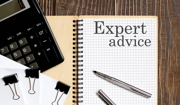 Expert Advice 노트북 계산기와 — 스톡 사진