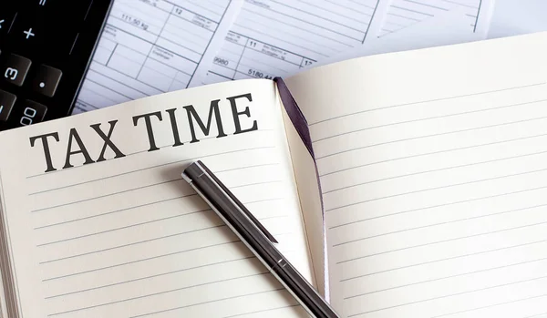 Caderno Com Toolls Notas Sobre Tempo Fiscal — Fotografia de Stock