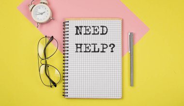 Not defterine kalem, gözlük ve çalar saatle yardım gerekiyor.