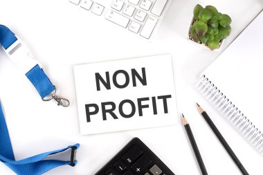 Klavye ve ofis araçları ile NON PROFIT Sözcükleri
