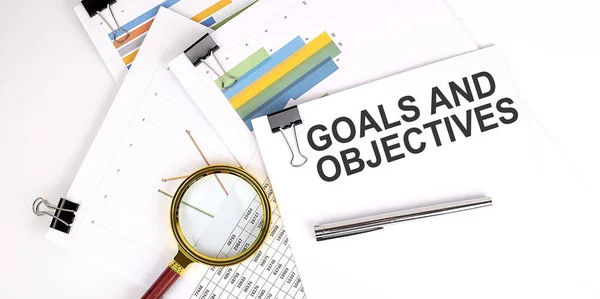 Goals Objectives Text White Paper Light Background Charts Paper — Stock Photo, Image