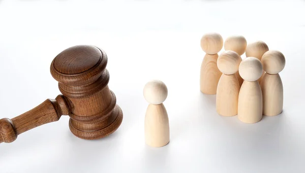 Court Law Concept Many Wooden Figures People Judge Gavel — Stock Photo, Image