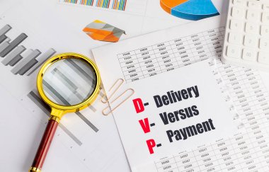 Metin dağıtımı ve ödeme DVP 'si olan kağıt, büyüteç, çizelge ve hesap makineli finansal belgeler..